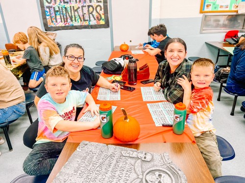 Fifth Avenue students participated in a pumpkin decorating contest.